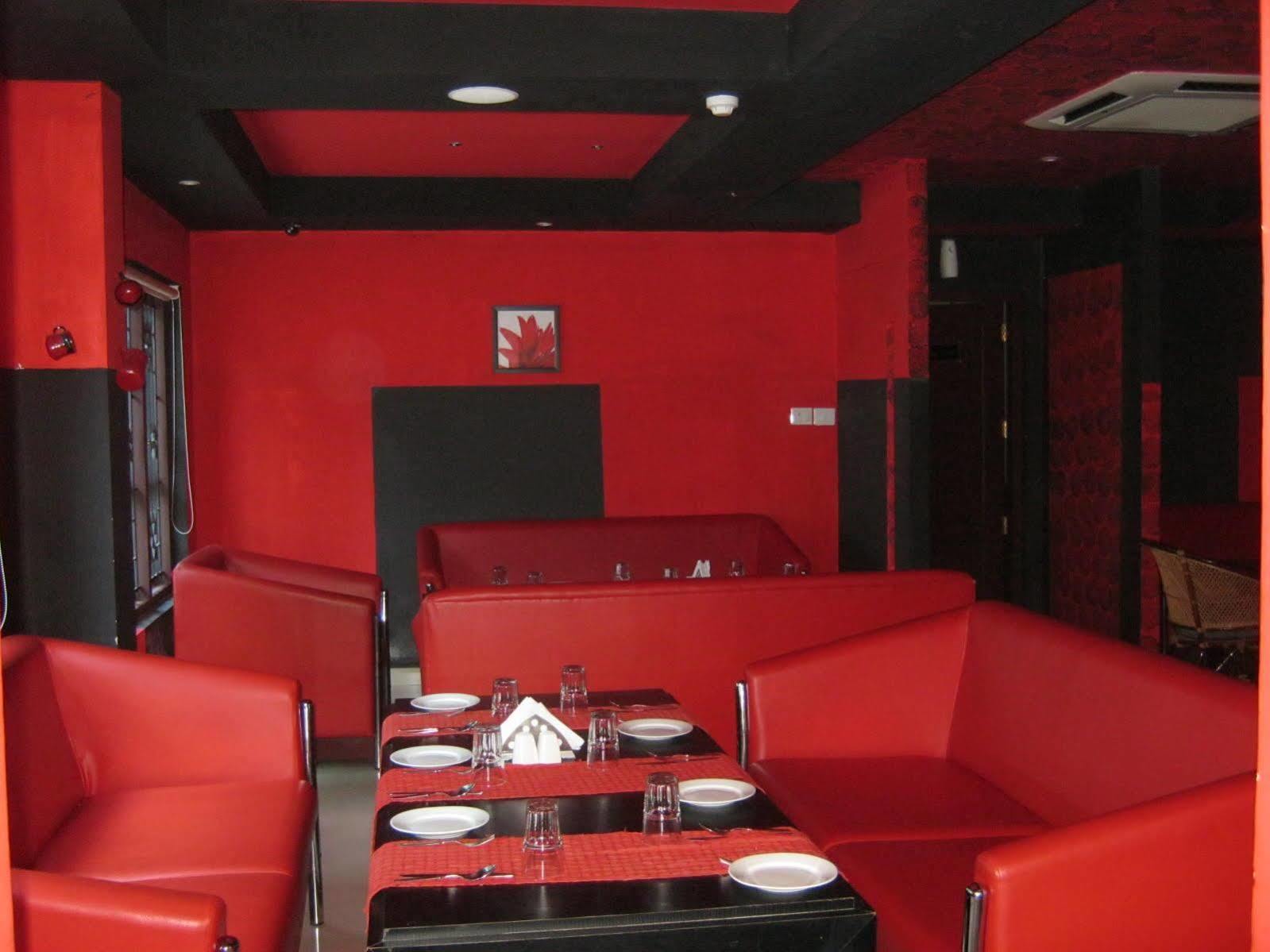 Aquarock Hotel Kazhakuttam 외부 사진